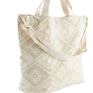 SUMMER AND ROSE BEIGE TOTE BAG